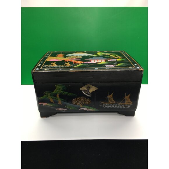 Vintage Japanese Lacquered Music Jewelry Box with Key Black 1950s - Sound Works - Picture 2 of 16